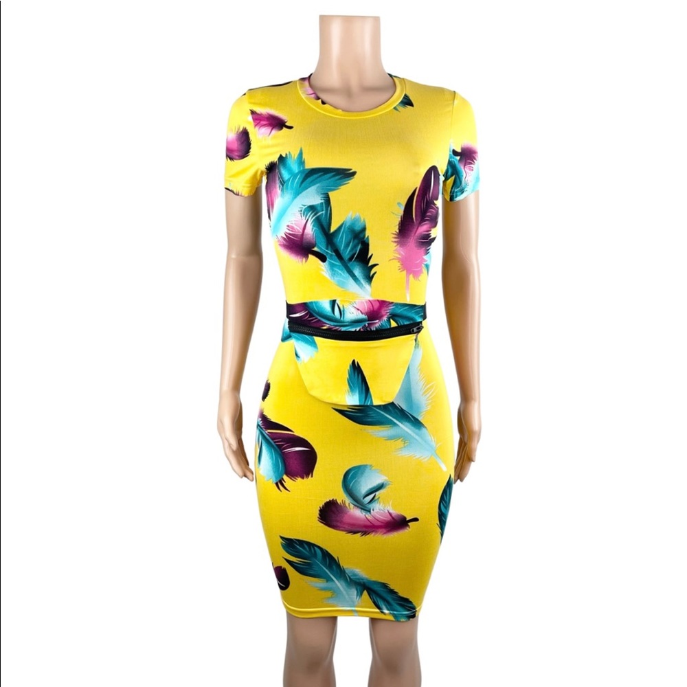 Go Your Own Way Feather Print Dress w/Matching Fanny Pack